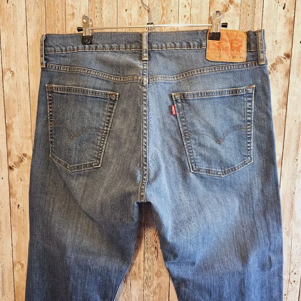 Levis 514 Men's size 36x34 Regular Fit Straight Leg Denim Jeans